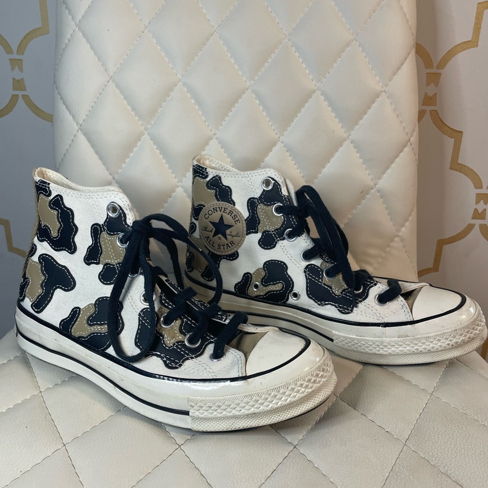 Embroidered Leopard Patch Chuck Taylor High Top Sneakers